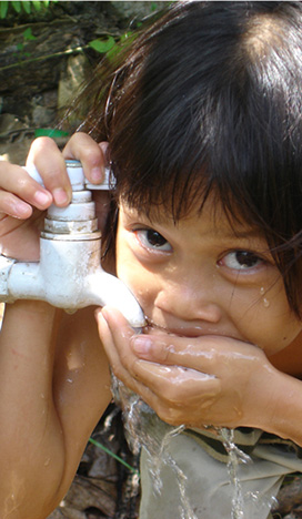 Canal Voluntarios, agua potable, Filipinas