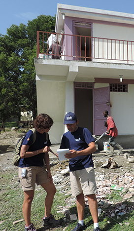 Letrinas en Haití gracias a Canal Voluntarios
